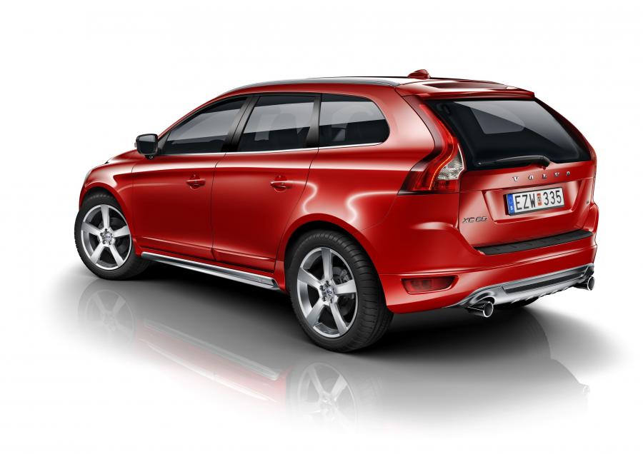  Volvo XC60 R-Design 2009 года  (фото 2 из 7)